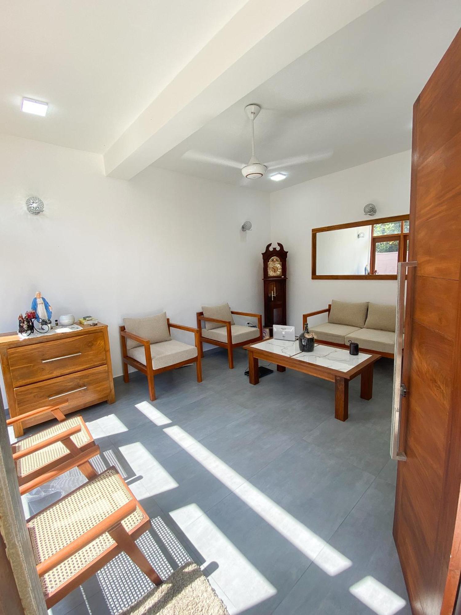 The Doctors Villa Ragama エクステリア 写真